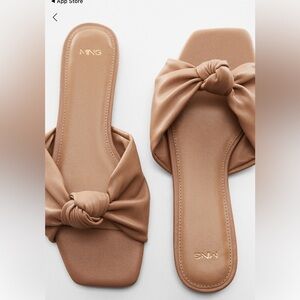 Mango Square Toe Knot Sandal. Size 39